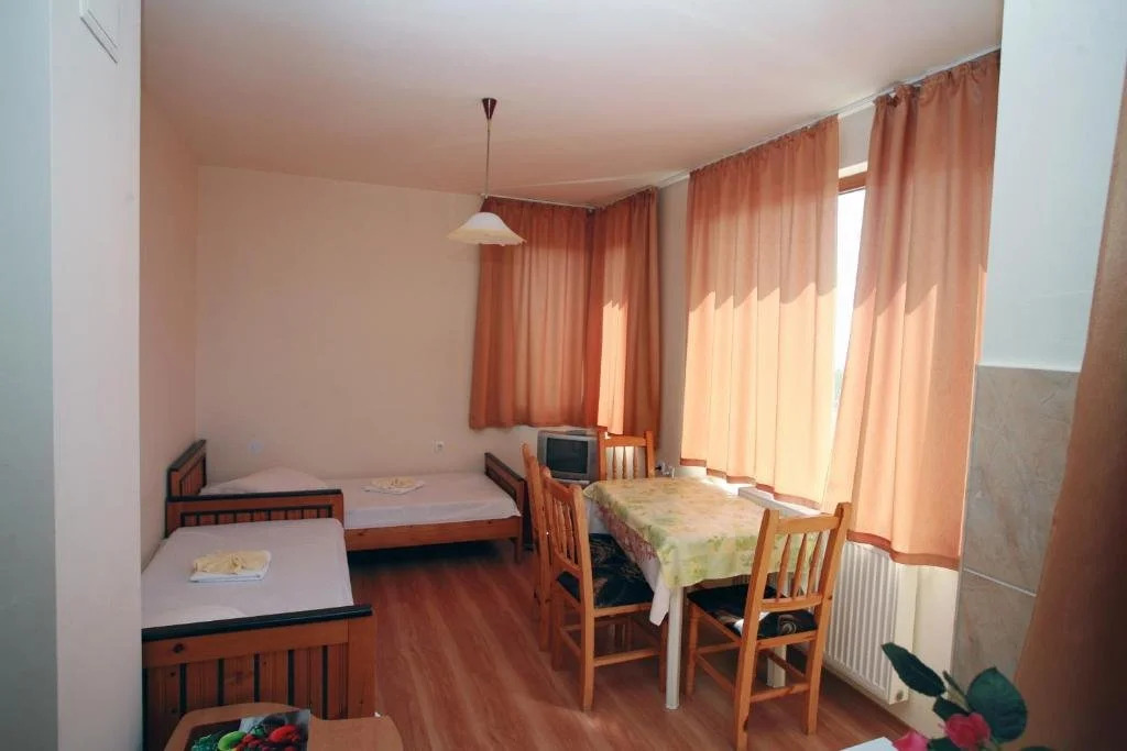 Family Hotel Denica