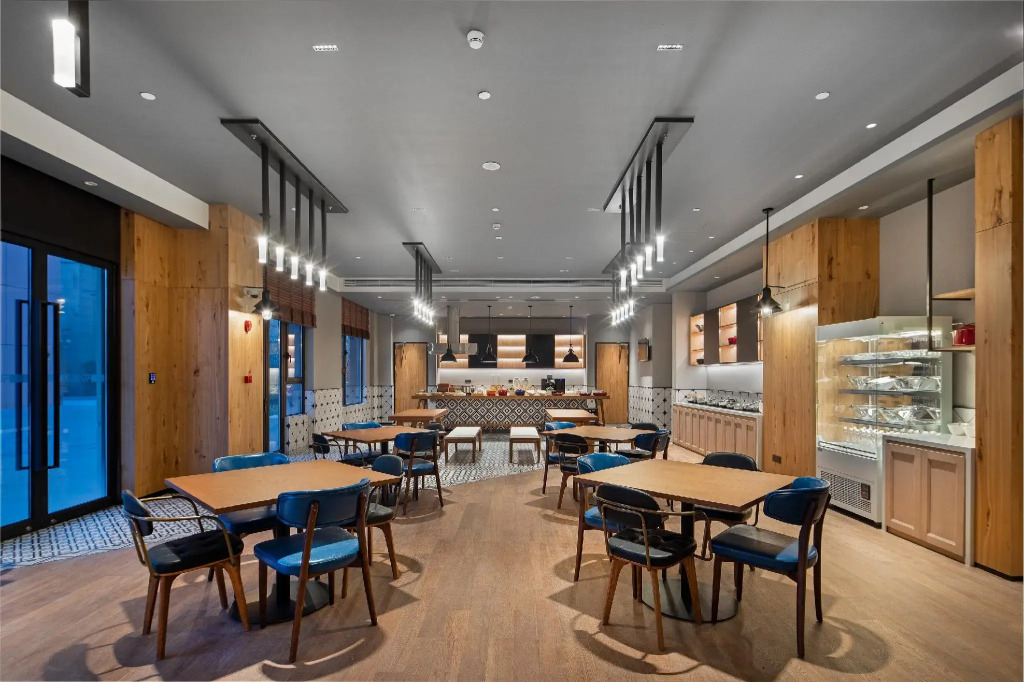 Shanghai Hongqiao NECC Glory Hotel