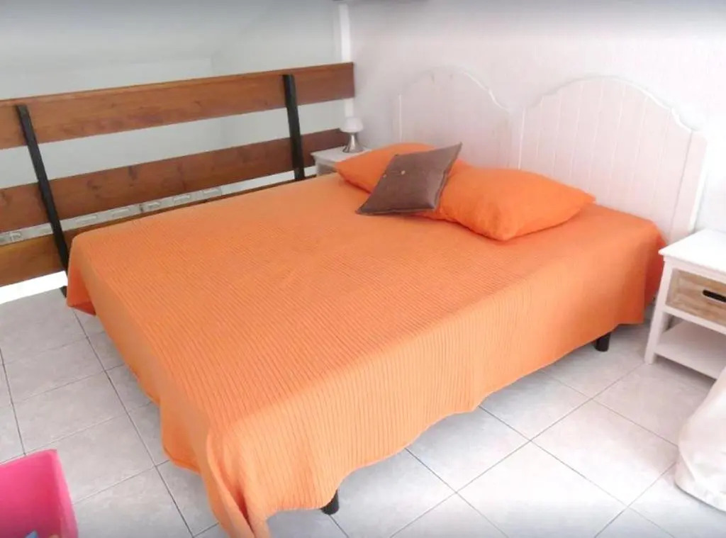Maison de 3 chambres avec piscine partagee jardin amenage et wifi a Lecci a 1 km de la plage
