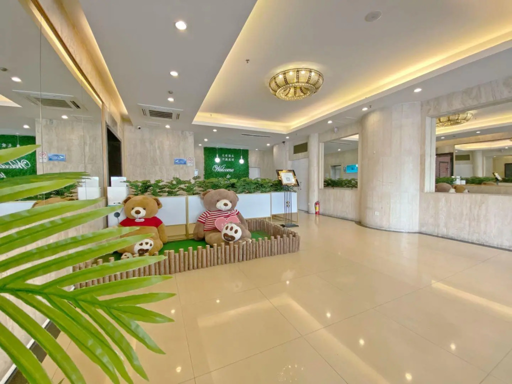 Heyuan Hotel