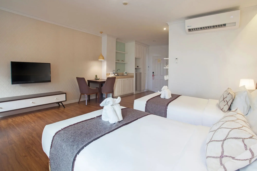 Hill Fresco Hotel