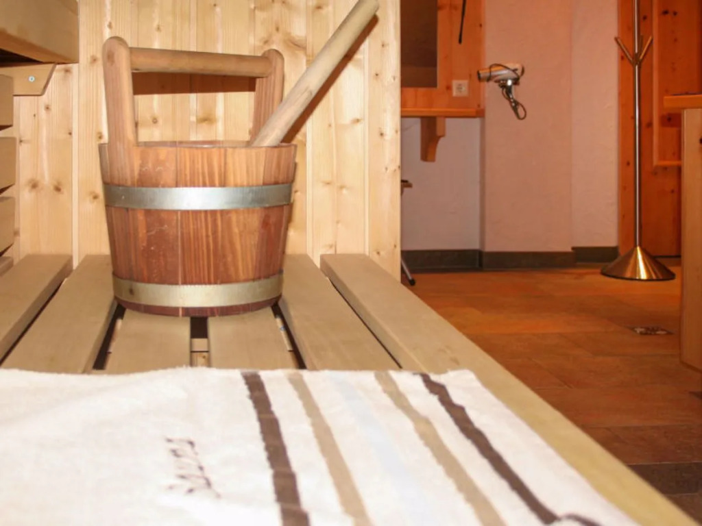 Sesselebenerhof 36723
