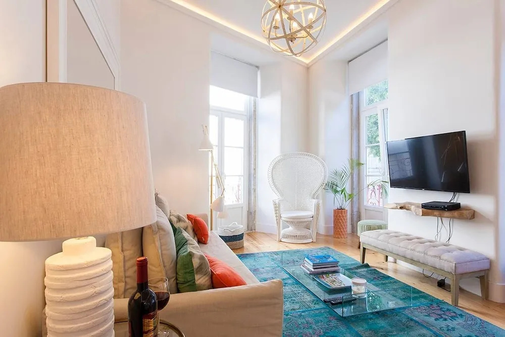 Traveling To Lisbon Castelo Apartments