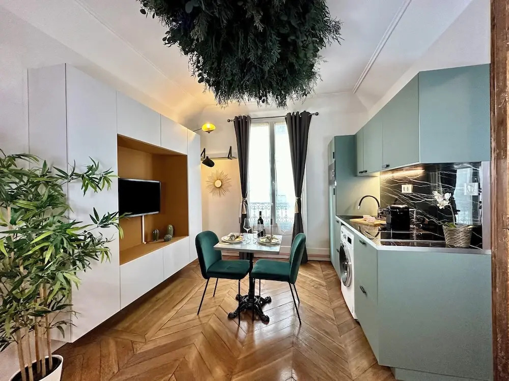 1552 Laborde