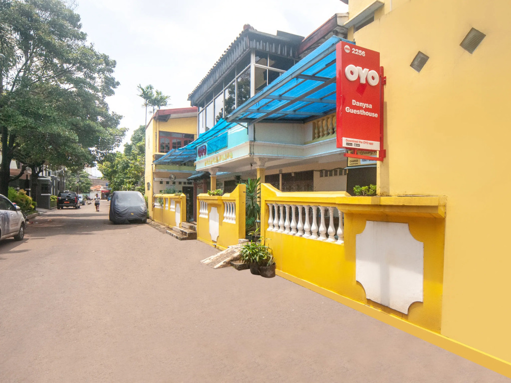 Danysa Guest House Jakarta RedPartner