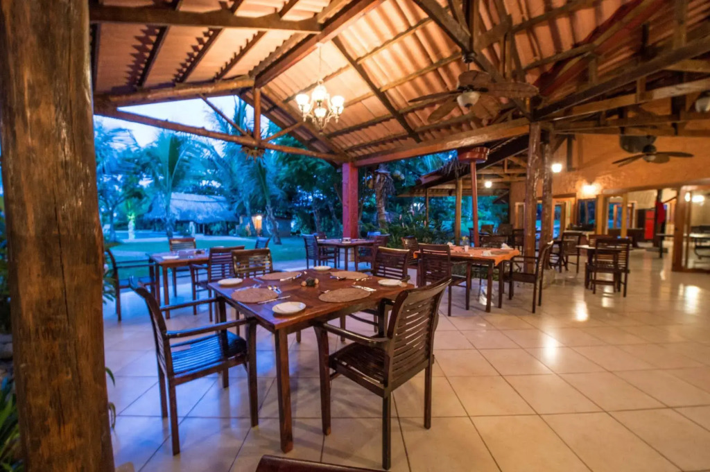Popa Paradise Beach Resort