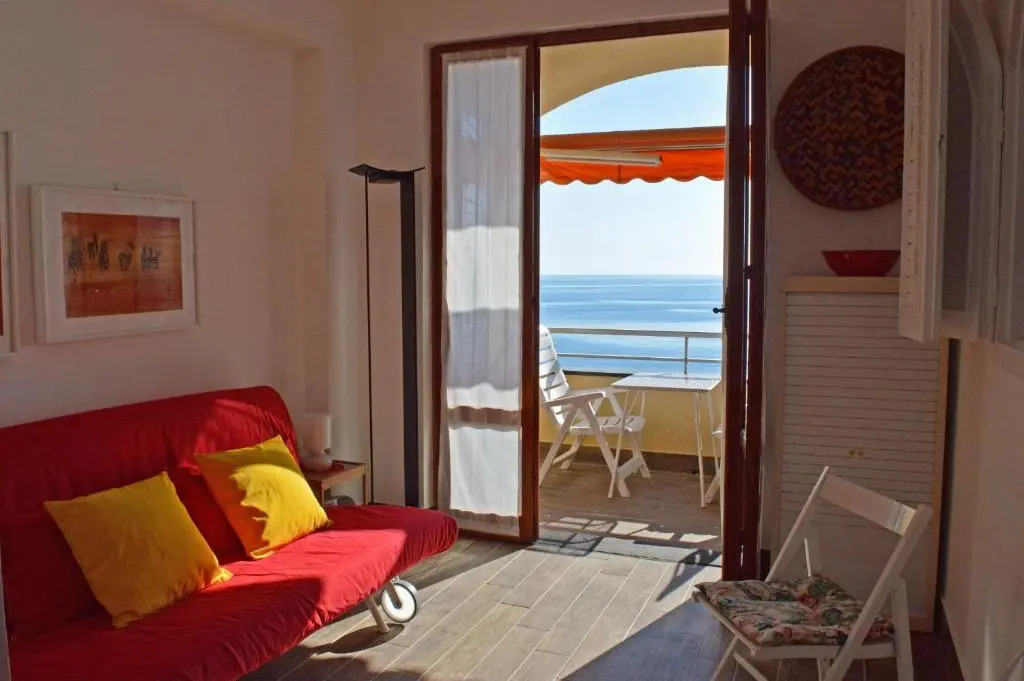 House Esperia by Holiday World