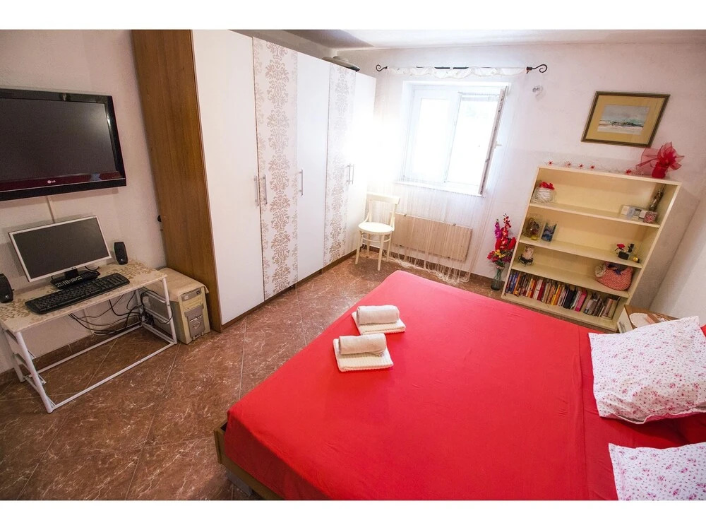 Apartment With one Bedroom in Split, With Enclosed Garden and Wifi - 500 m From the Beach