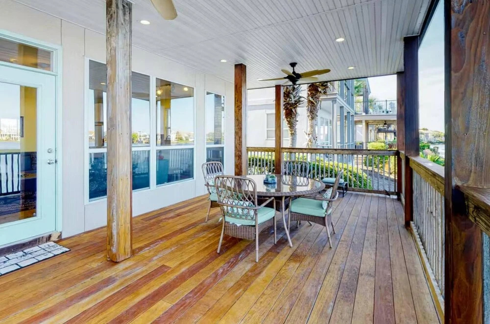Destiny Beach Villa's 23A by Destin Getaways