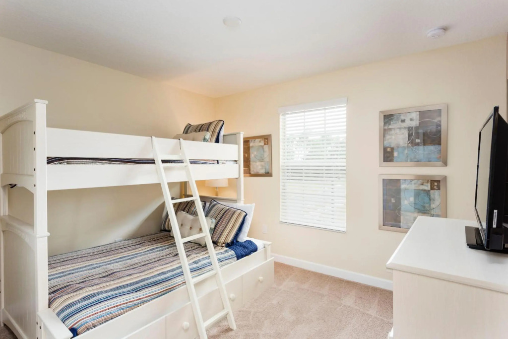 6Br 6Bath Pvt Home Pool 10min Disney 3282ft