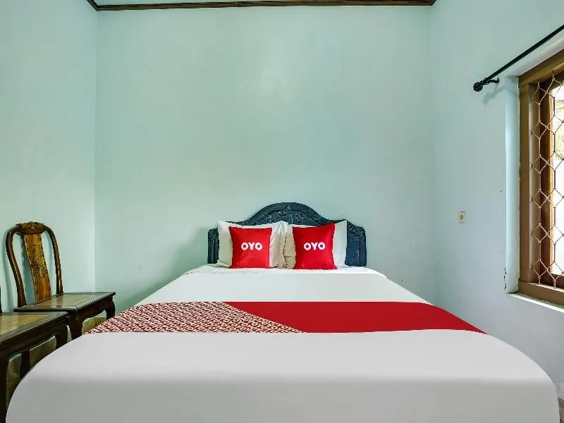 Oyo Homes 91094 Desa Wisata Banyuatis