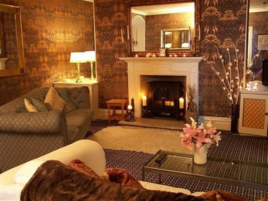 Windsor Lodge Hotel