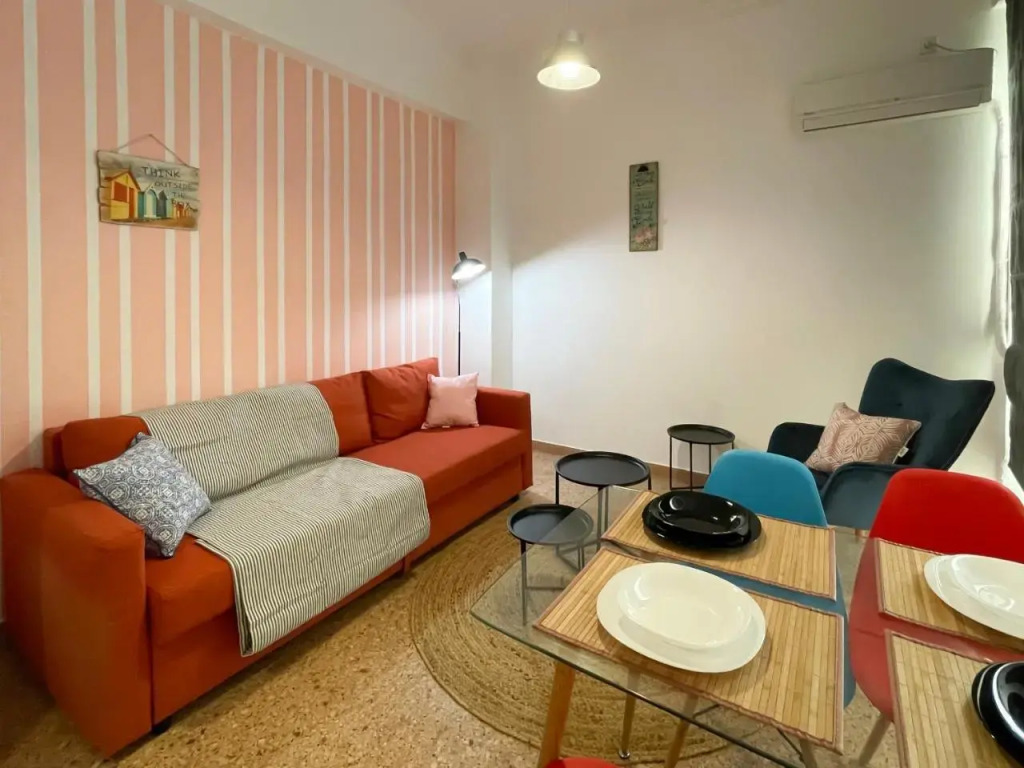 SOHO Vivid 55sqm apt in Athens