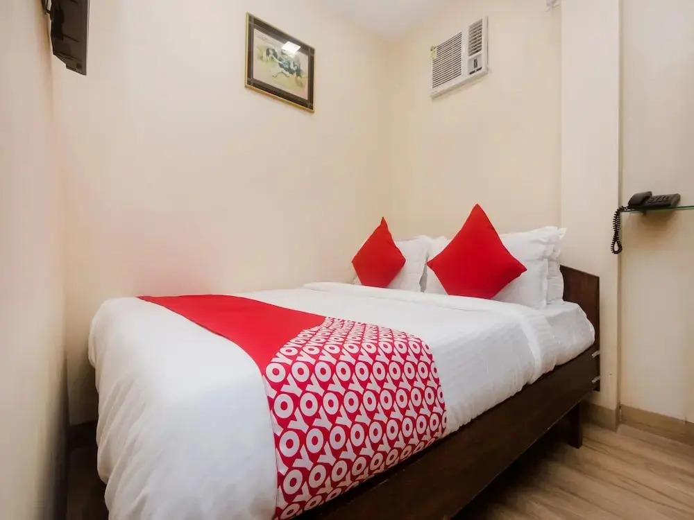 Shivar Guest House by OYO Rooms