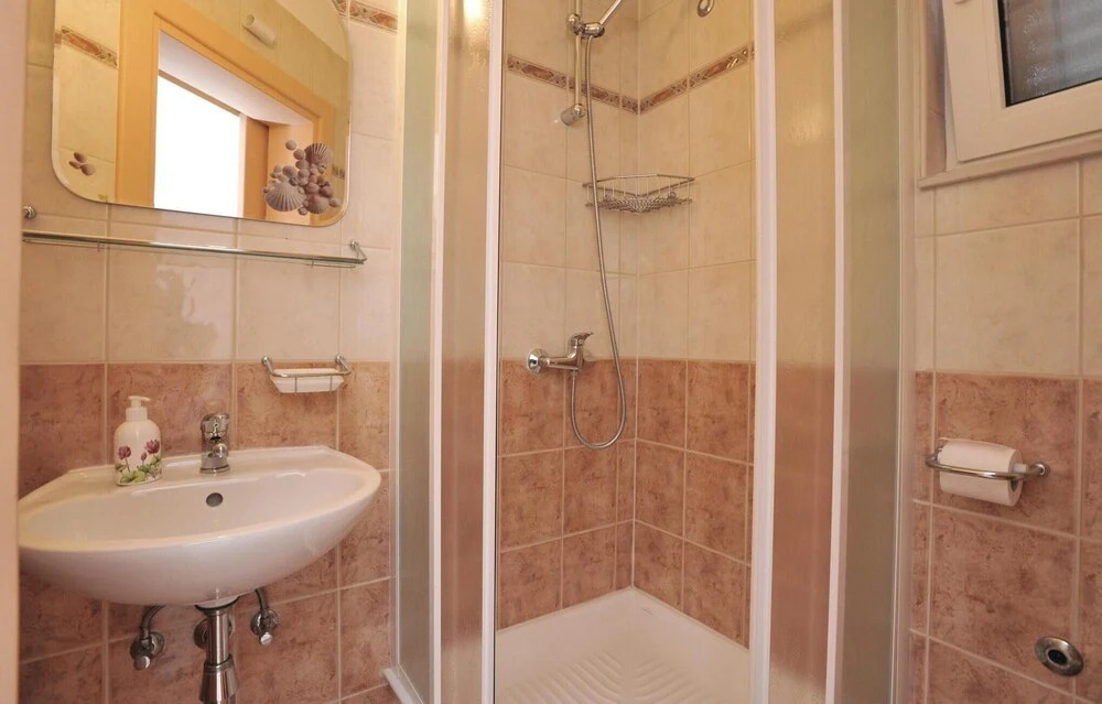 Amazing Home in Razanj With Sauna, Wifi and 6 Bedrooms