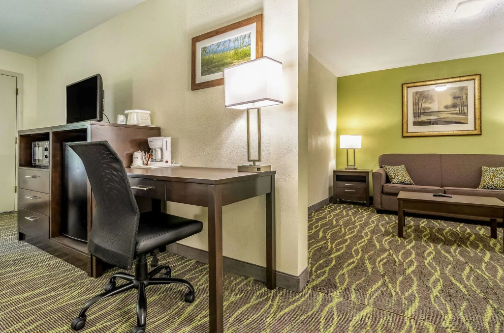 Quality Inn & Suites Creedmoor - Butner