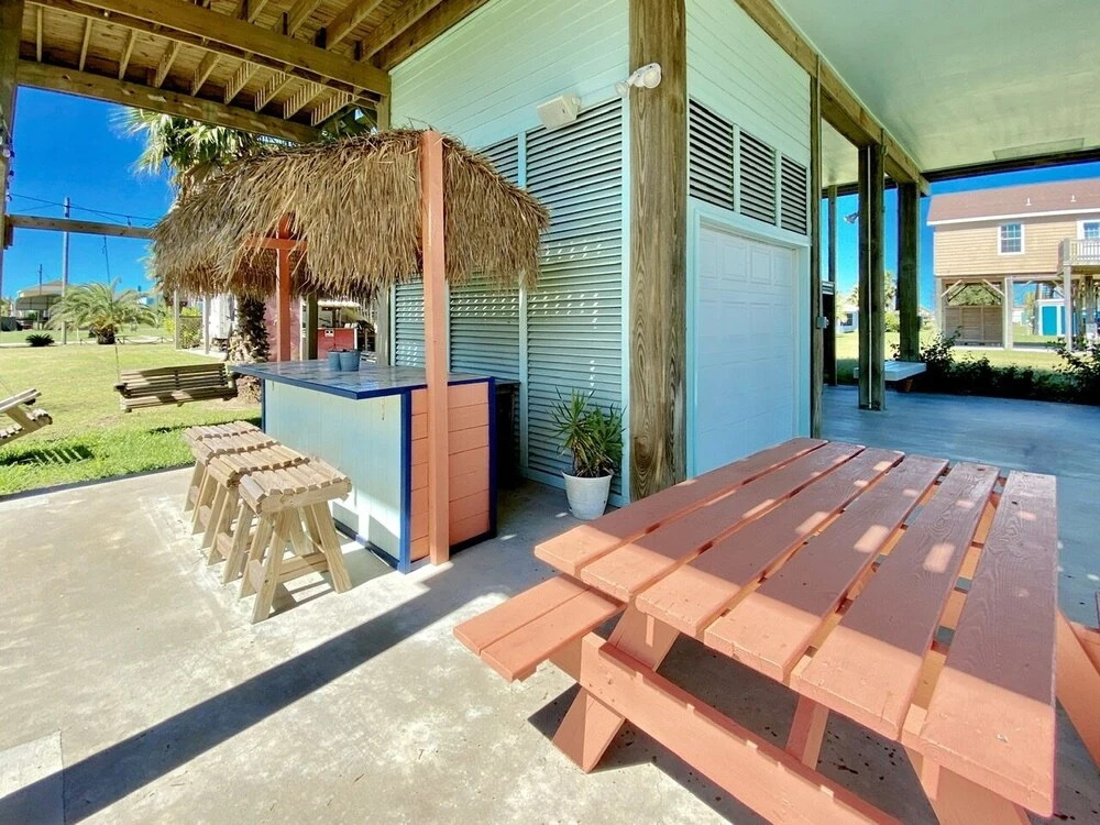 #justawavin' 3 Bedroom Home by RedAwning