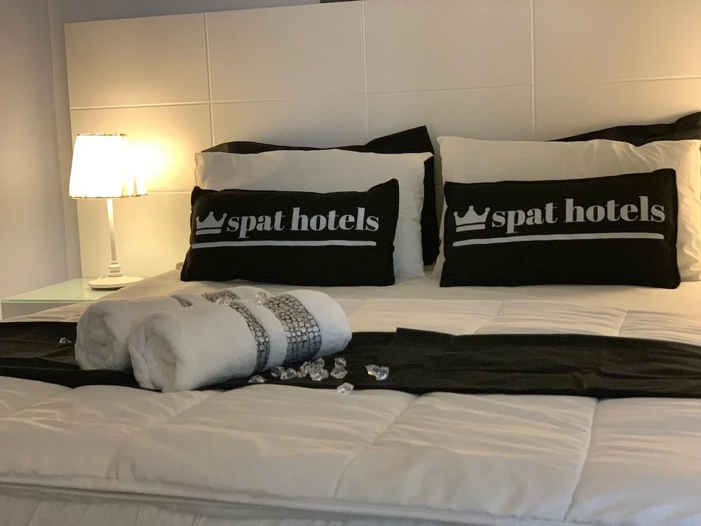 Spat Apartments