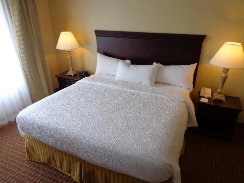 Euro-Suites Hotel