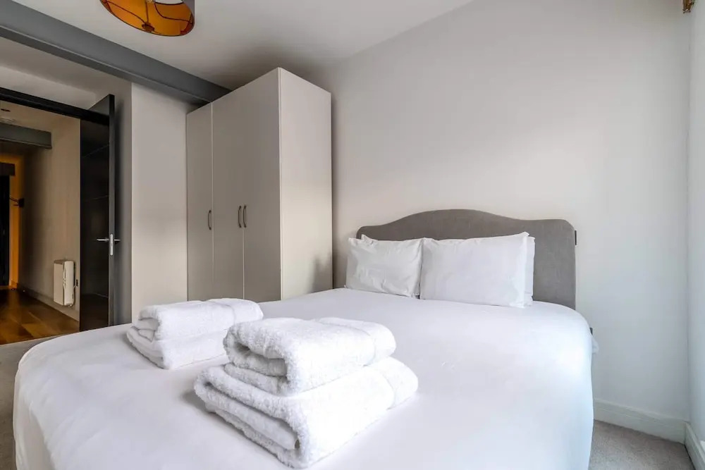 Trendy Elephant and Castle Home