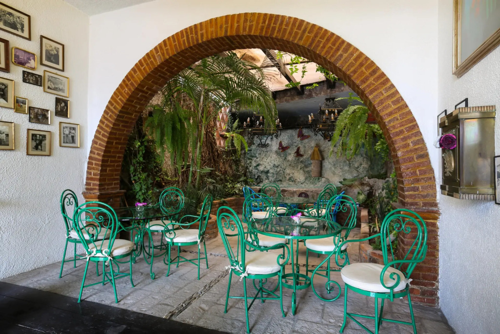 hotel la ermita suites