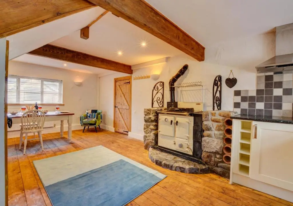 3 Bed in Llanrhychwyn oc-wag577