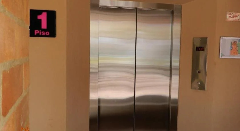 Hotel SJ