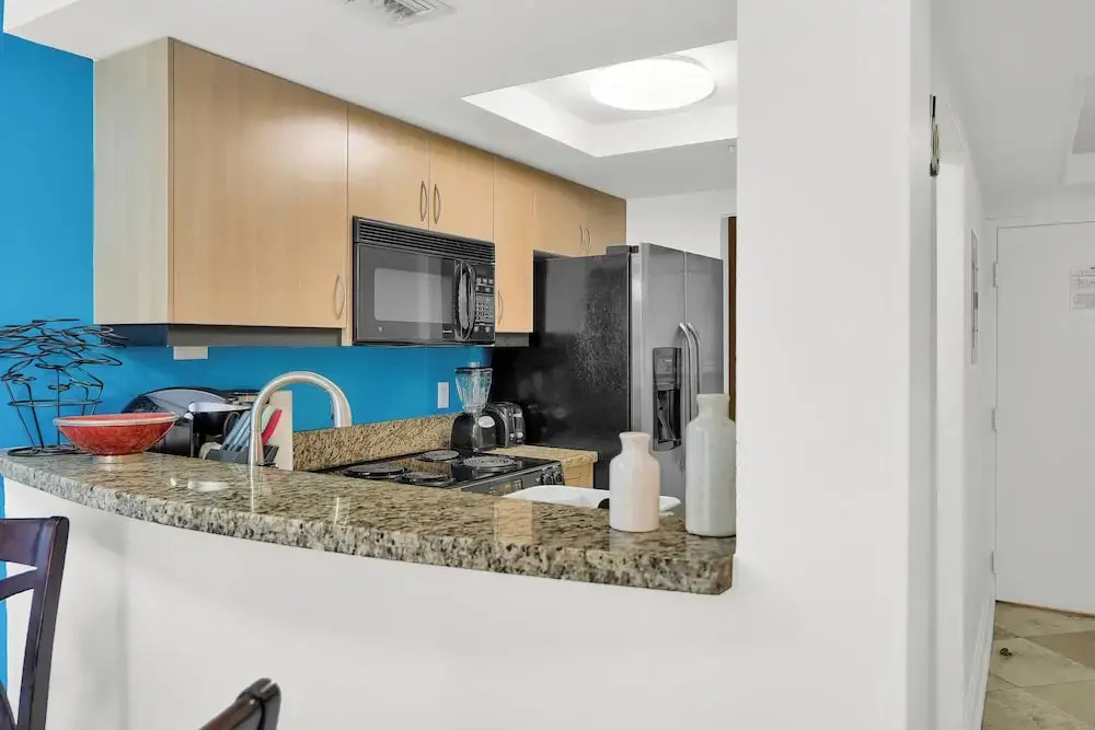Relaxing Condo with Free Parking