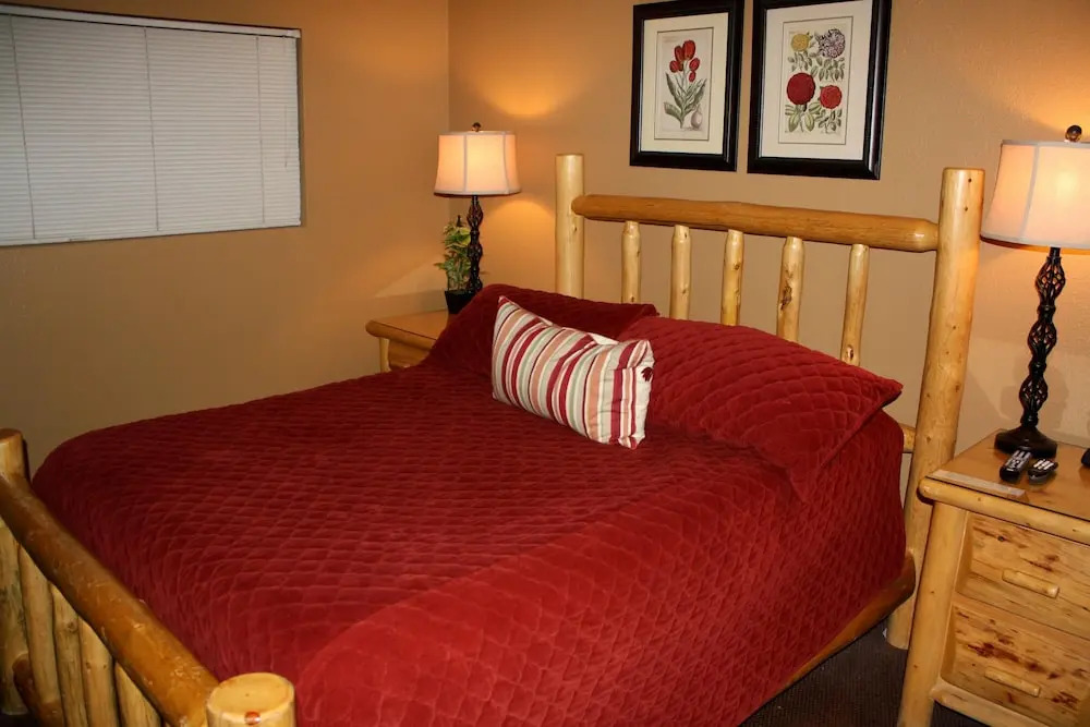 Longbranch 115 - 2 Bedroom Pool Access