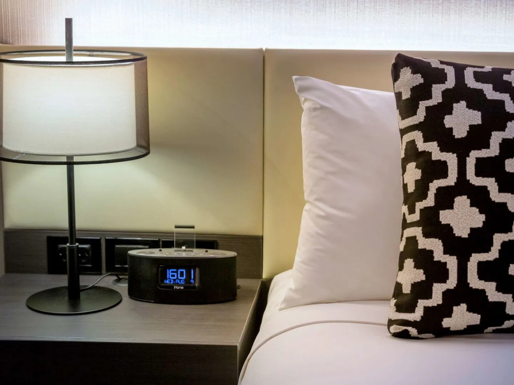 Pullman Melbourne City Centre