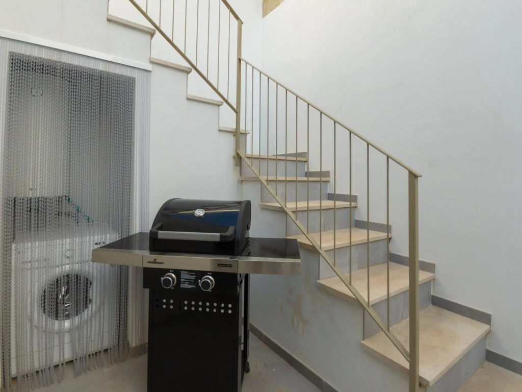 Mediterranean style townhouse 200 meters from the sea