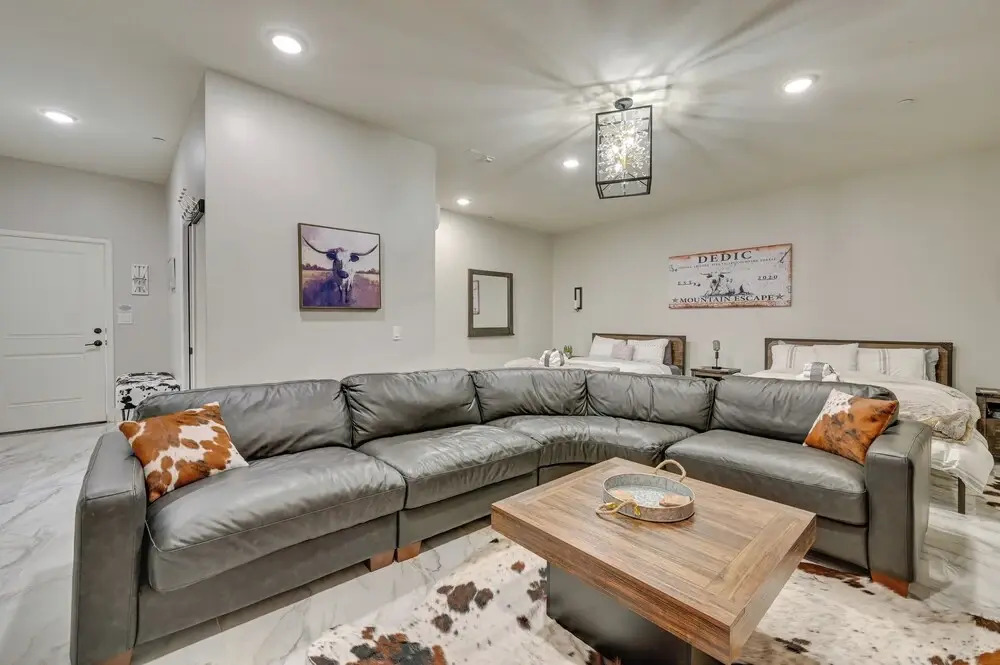 Sedona Retreat w/ Patio, Bar & Swim Spa!