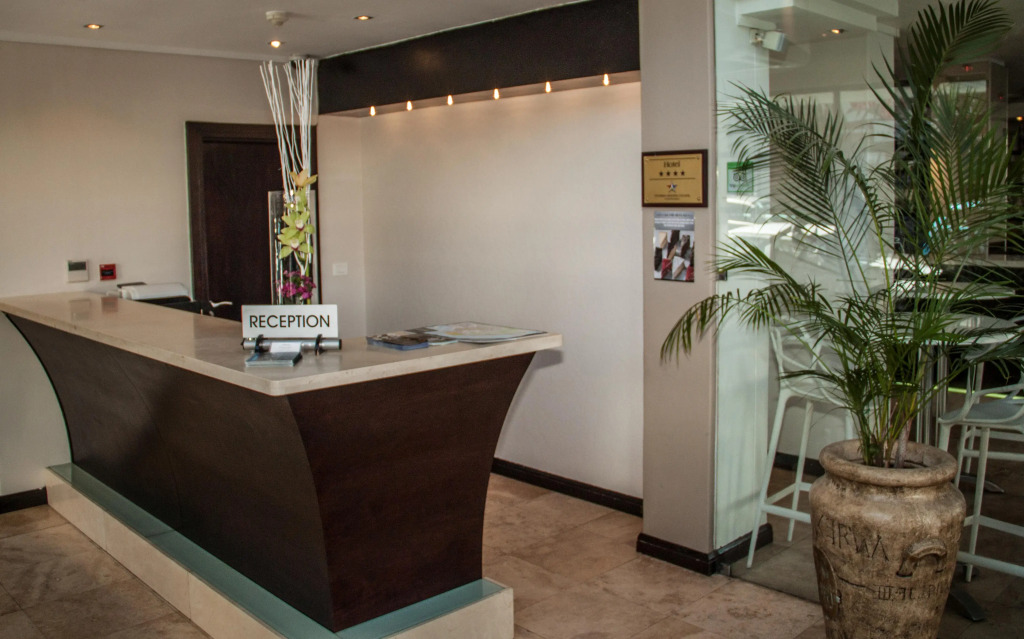 Urban Chic Boutique Hotel & Cafe