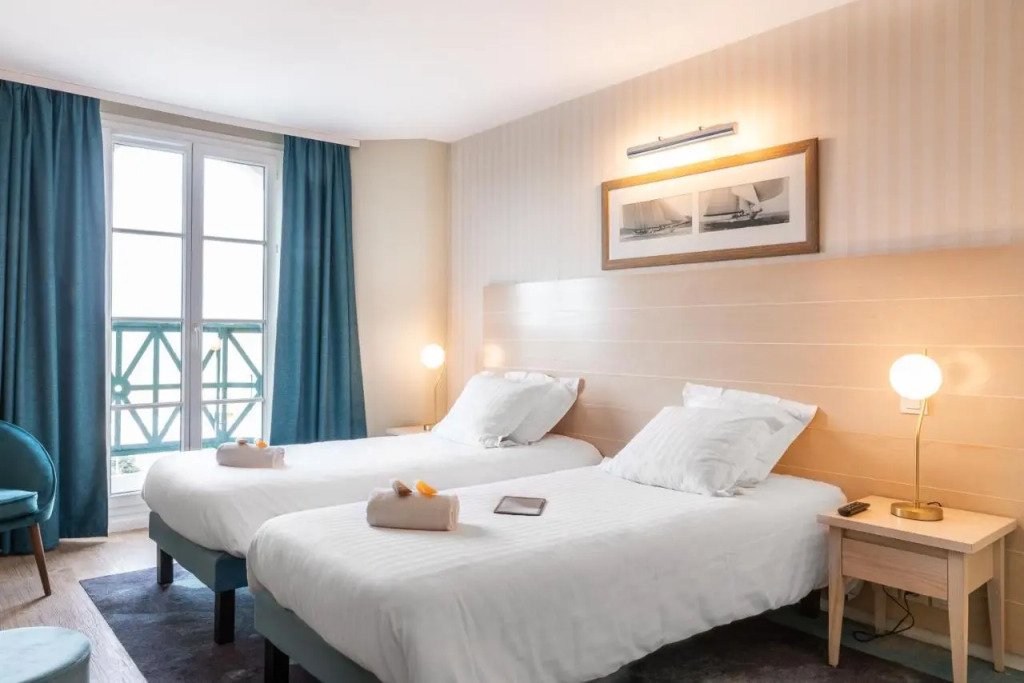 SOWELL HOTELS Le Beach