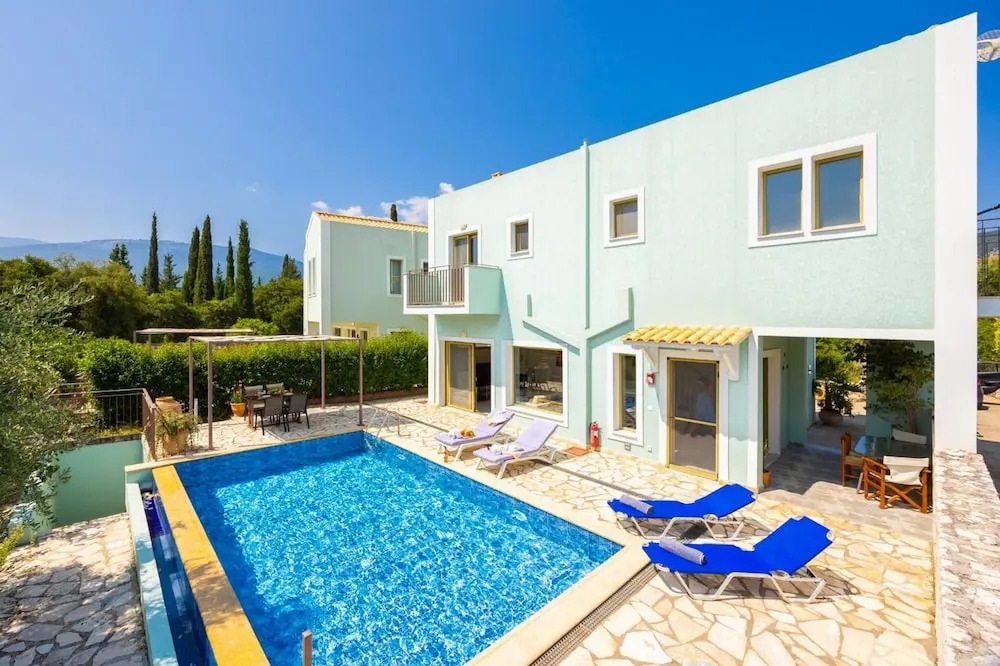 Villa Pinelopi With 2 Bedrooms and 3 Bathrooms