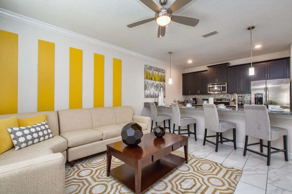 Storey Lake 4 Bedroom Townhome w Splashpool - 1629ST