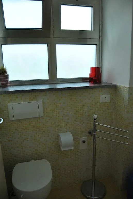 Mondello Home Hostel