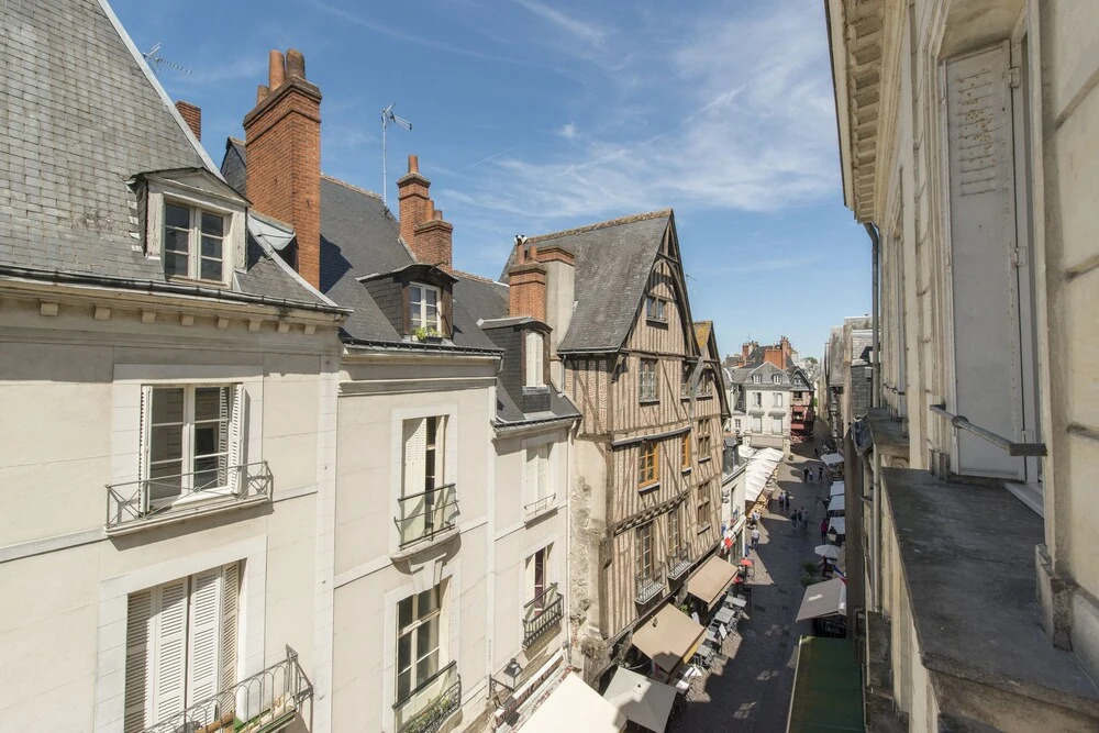 Beau T2 Centre Historique Tours- Mytripintours