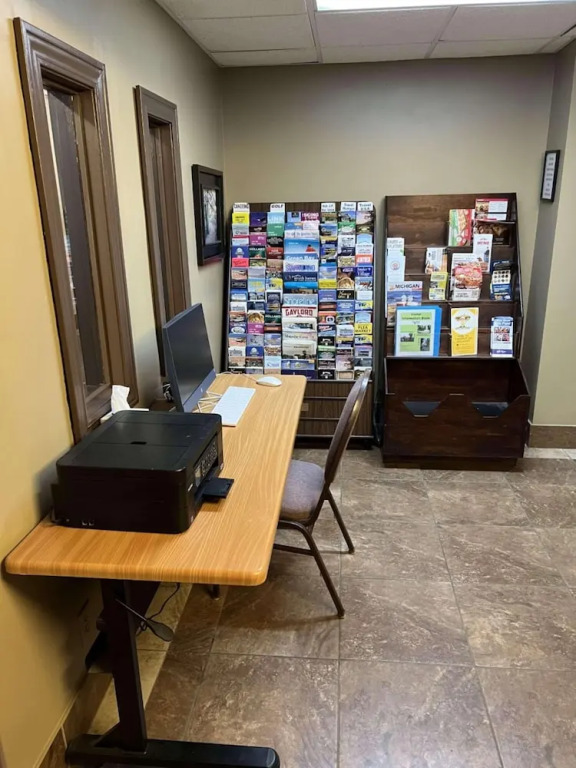 Country Inn & Suites by Radisson, Battle Creek, MI