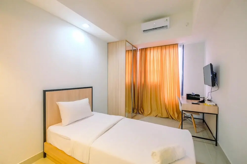 Best Deal Studio at Evenciio Apartment Near Campus Area