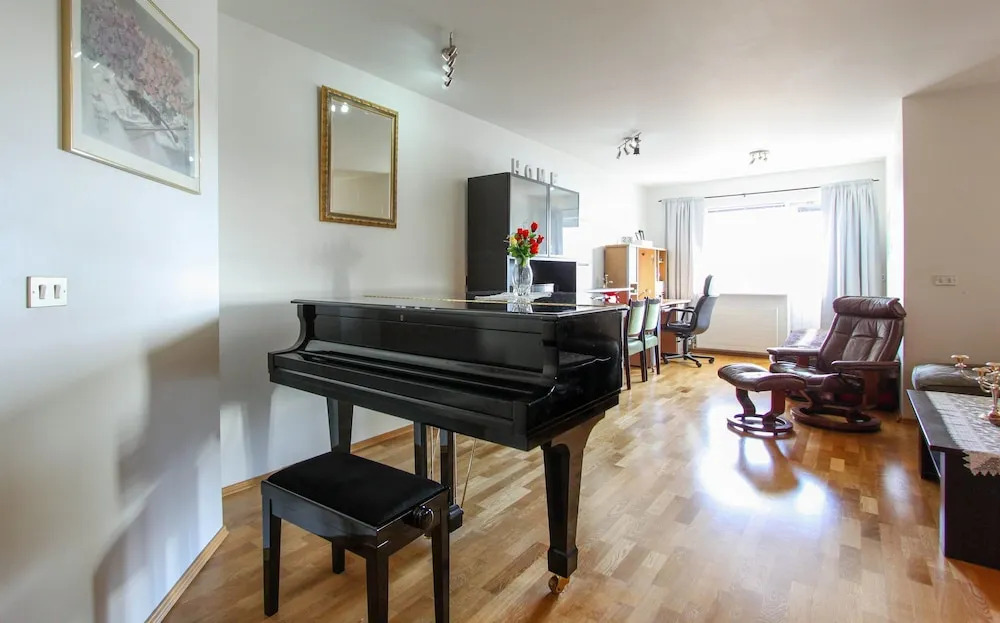 Apartment R23