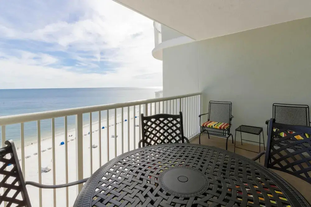 Tradewinds 1103