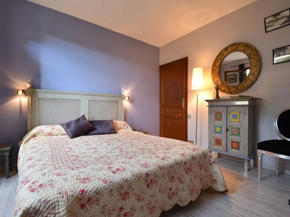 Beautiful Villa With Stunning Views of the Mont Ventoux