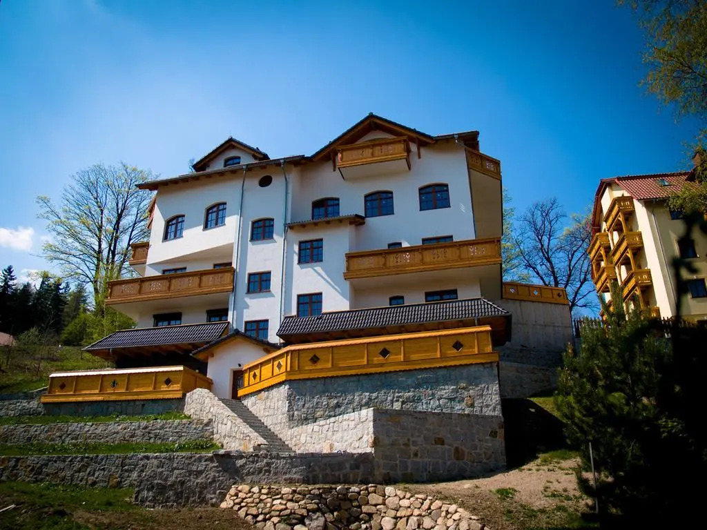 Apartamenty hoteLOVE z biokominkiem na Skale