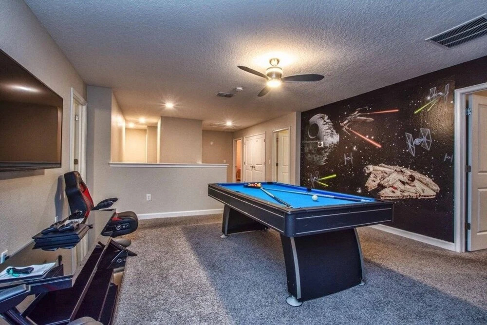 Large Family Home Full Of Amenities -4919cg 9 Bedroom Home
