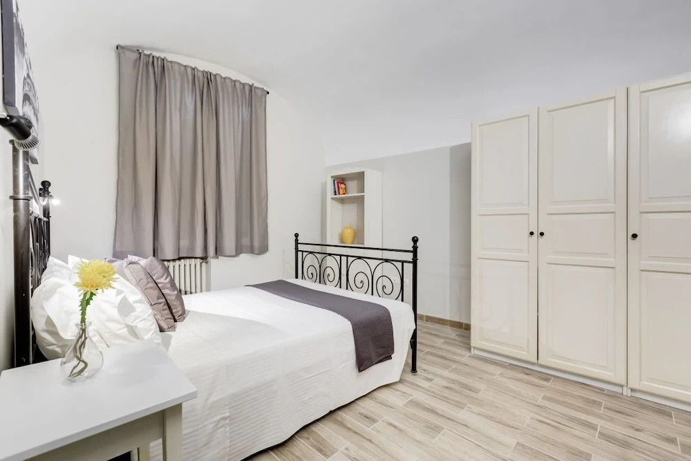 Lovely and Modern Flat 5 Minutes From Colosseo!