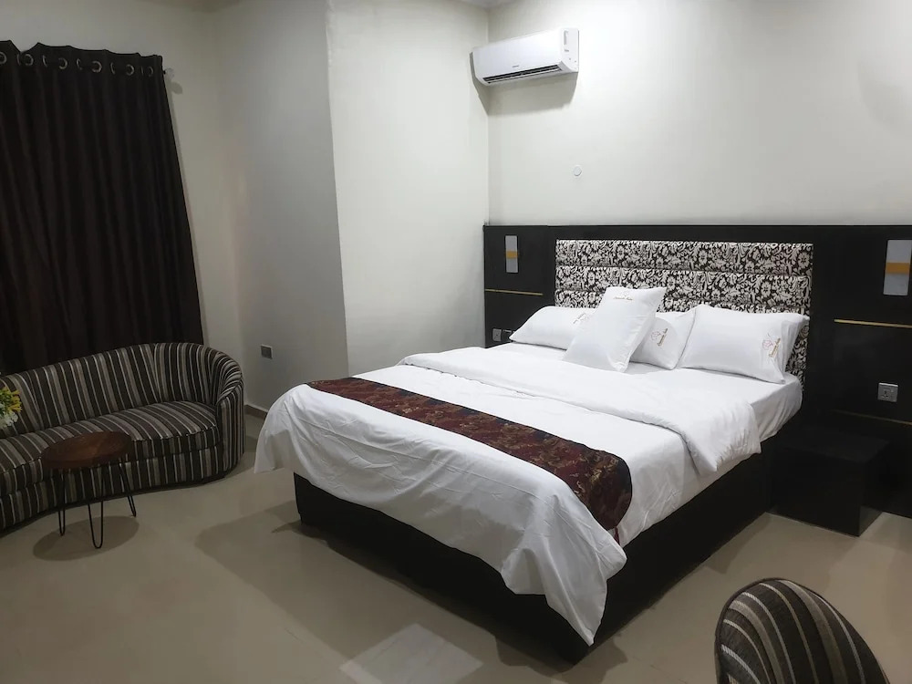 Downunder Suites