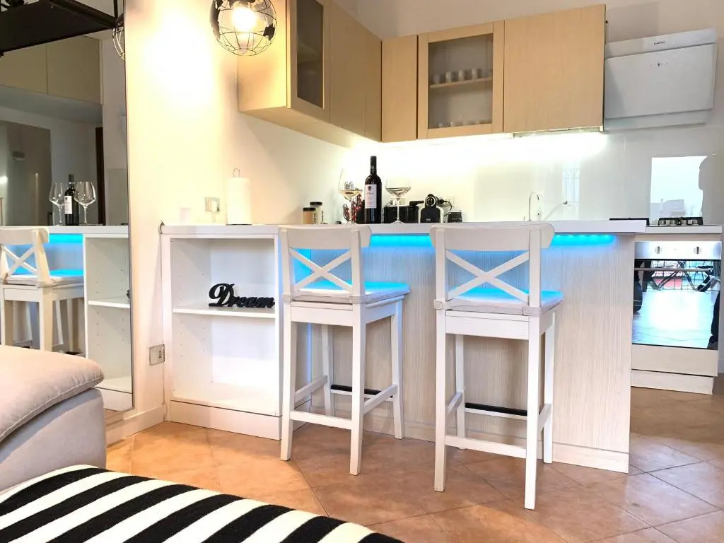 Jr Home 1