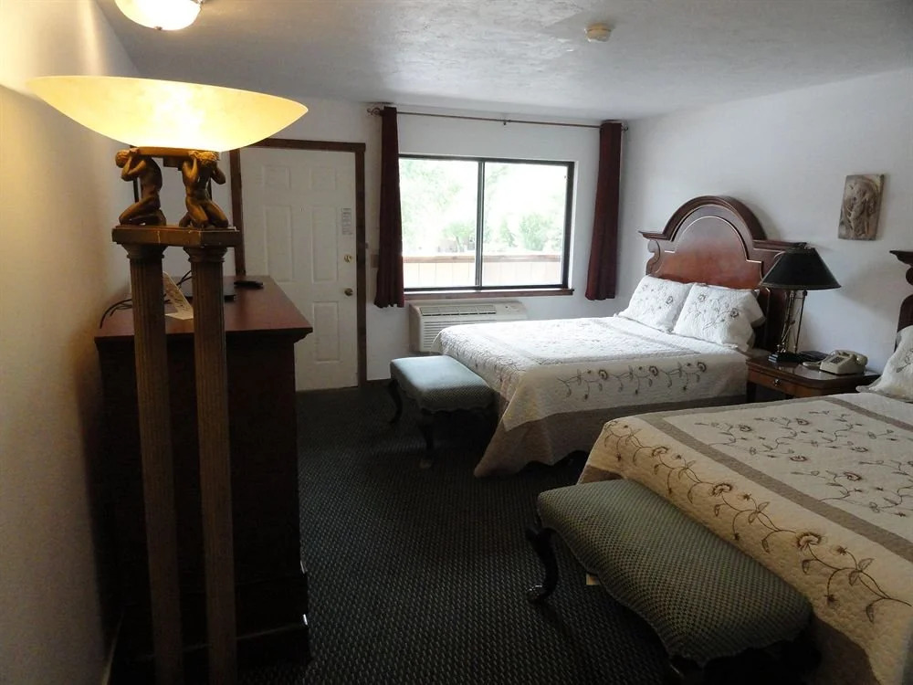 Cache Creek Lodge