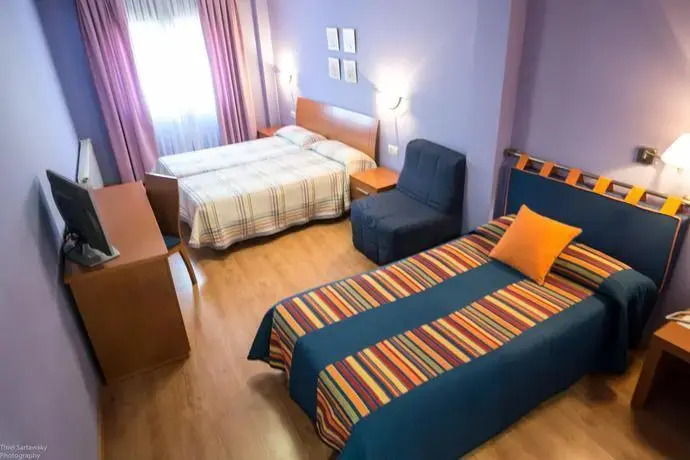 HOTEL EL ROBLE PALENTINO